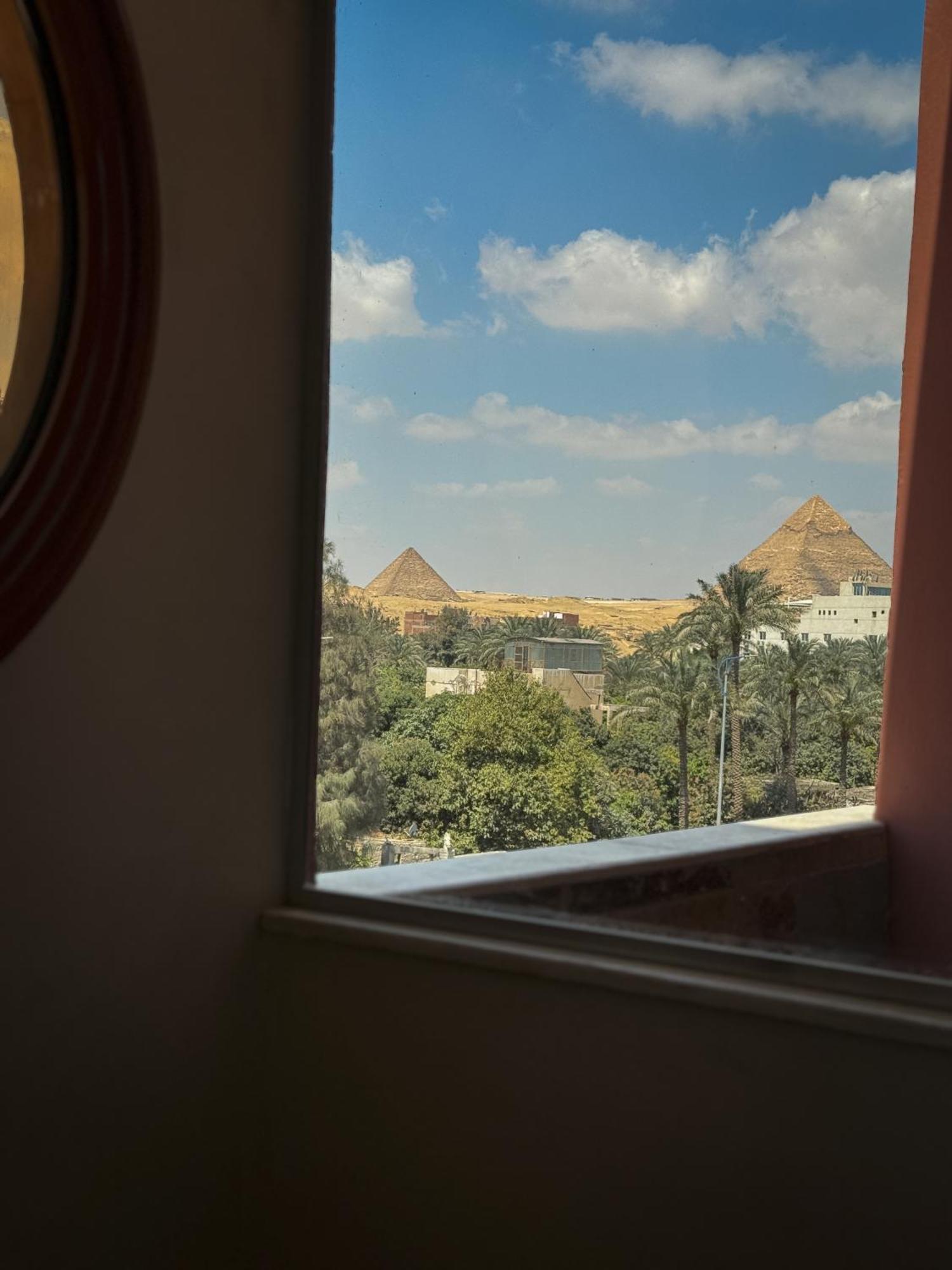 Almas Pyramids View Hotel Kafret el-Gabal Exteriör bild
