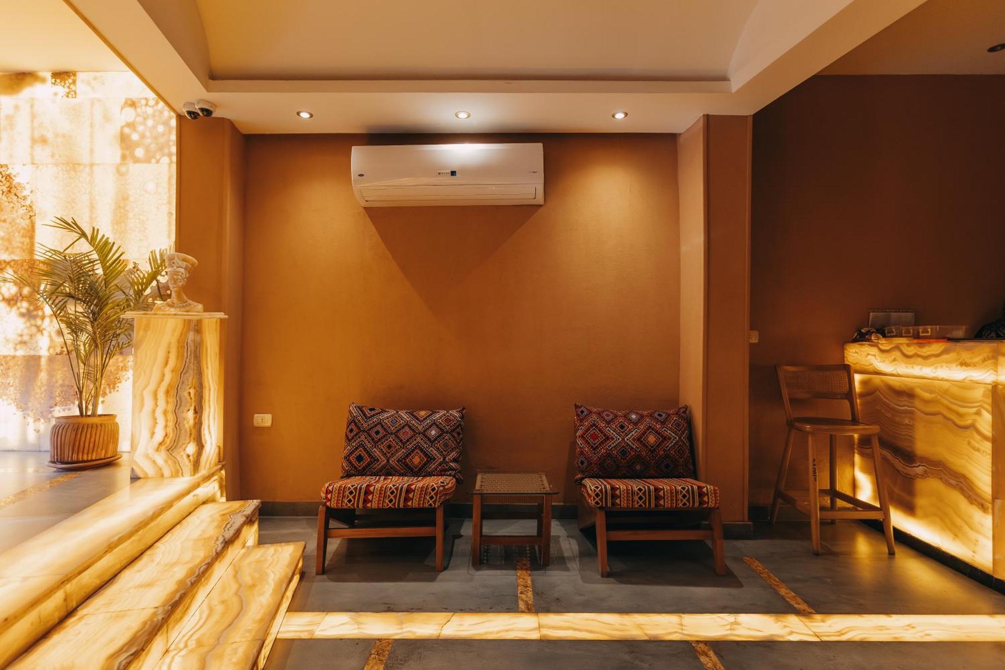 Almas Pyramids View Hotel Kafret el-Gabal Exteriör bild